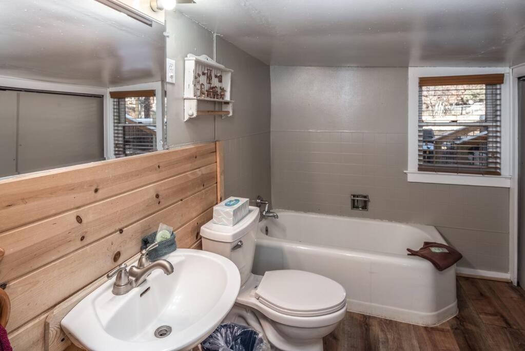 Coyote Cabin - Private Hot Tub - Upper Canyon รุยโดโซ ภายนอก รูปภาพ